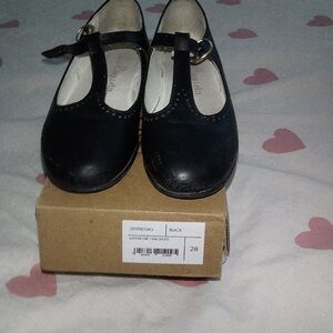 La coqueta Girls' Black T-Strap Dress Shoes with Buckle size 25 and 28